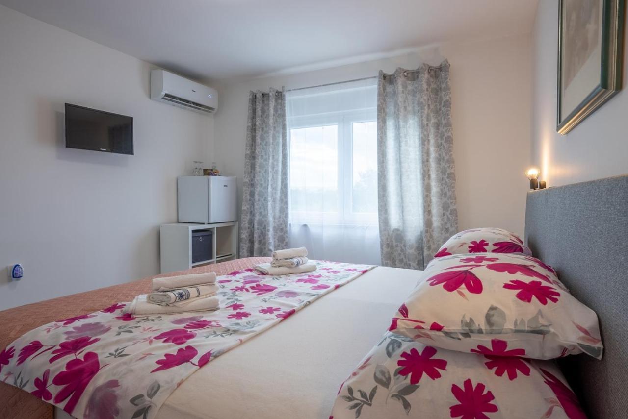 Restaurant & Rooms Nino Porat  Zewnętrze zdjęcie
