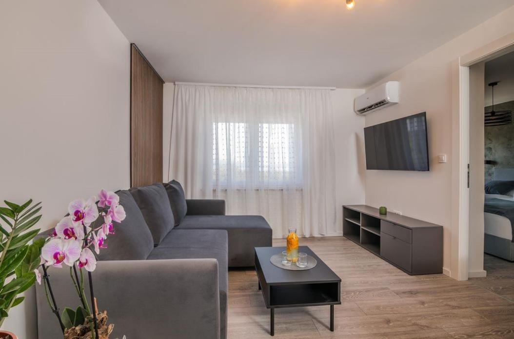 Restaurant & Rooms Nino Porat  Zewnętrze zdjęcie
