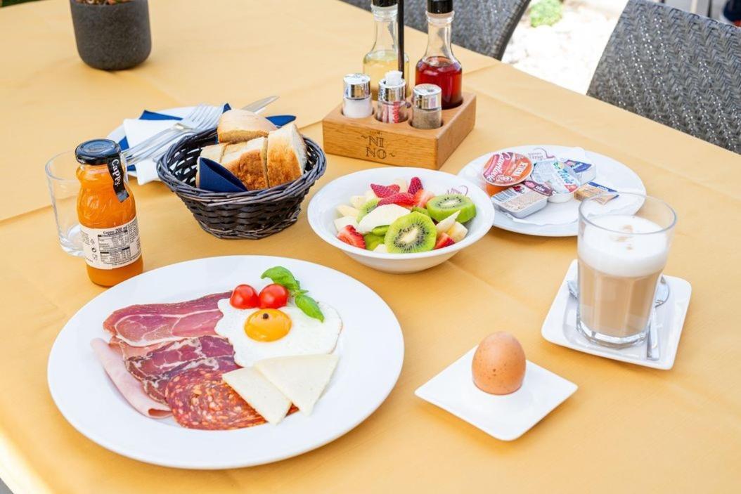 Restaurant & Rooms Nino Porat  Zewnętrze zdjęcie